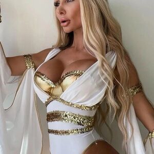 NWT Fashion Nova Glow Up Goddess 3 Piece Cosplay Costume - white/gold Size M/L